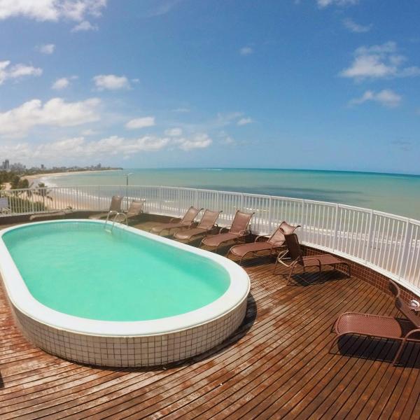 Apartamento de 2 quartos pé na areia na Praia de Manaíra
