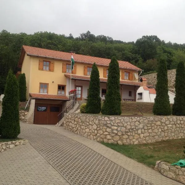 Judit Vendégház Sümeg, hotel in Sümegcsehi