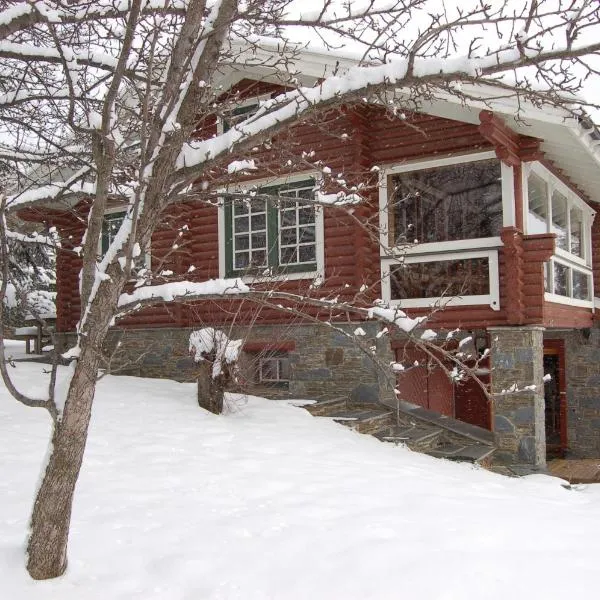 Chalet de Llivia, hotel v destinácii Estavar