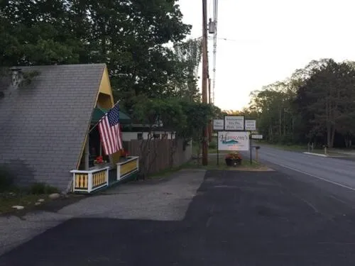 Hanscom's Motel & Cottages, hotel v destinaci Bar Harbor