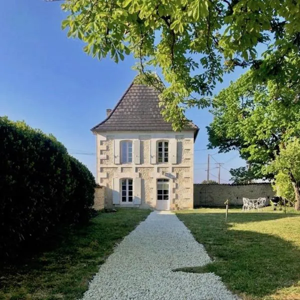 Le Pigeonnier Gite, hotel in Sainte-Lheurine