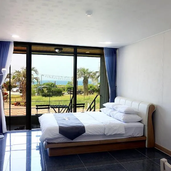 J Raum Resort, hotel in Seogwipo