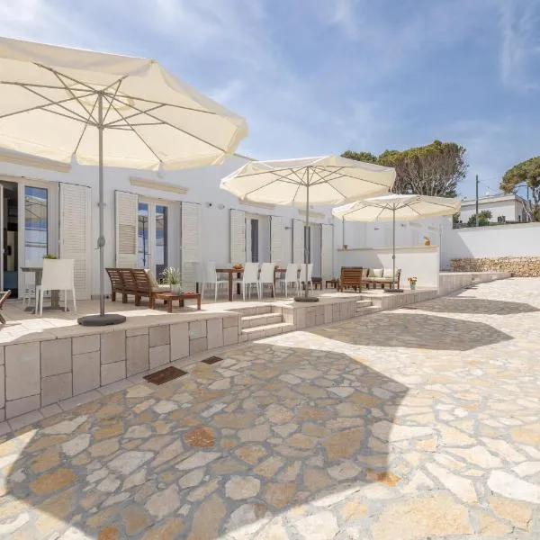 B&BLeucaineout、レウカのホテル