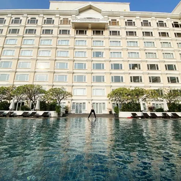 Equatorial Ho Chi Minh City, hotel en Ðức Hòa