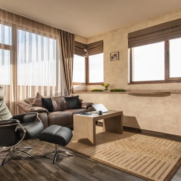 Boutique Apartments - Sevtopolis، فندق في كازانلوك