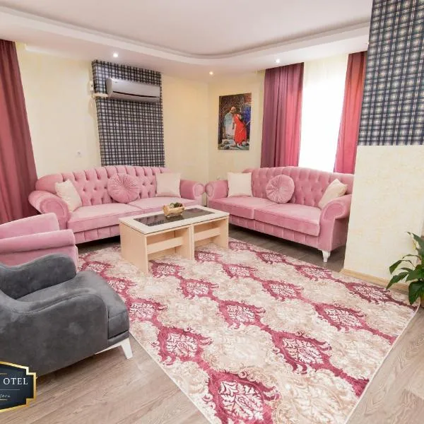 aria plus ev-otel, hotel v destinaci Çiftlikköy