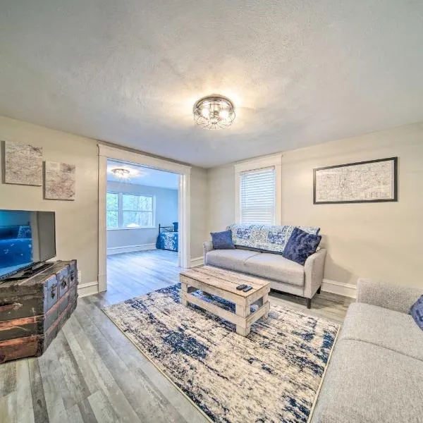 Meadville Apartment w/ Deck < 2 Mi to Allegheny!, Hotel in Meadville