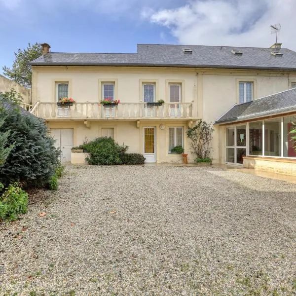 Maison spacieuse avec jardin près de Le Bouffay, hotel v destinaci Commes