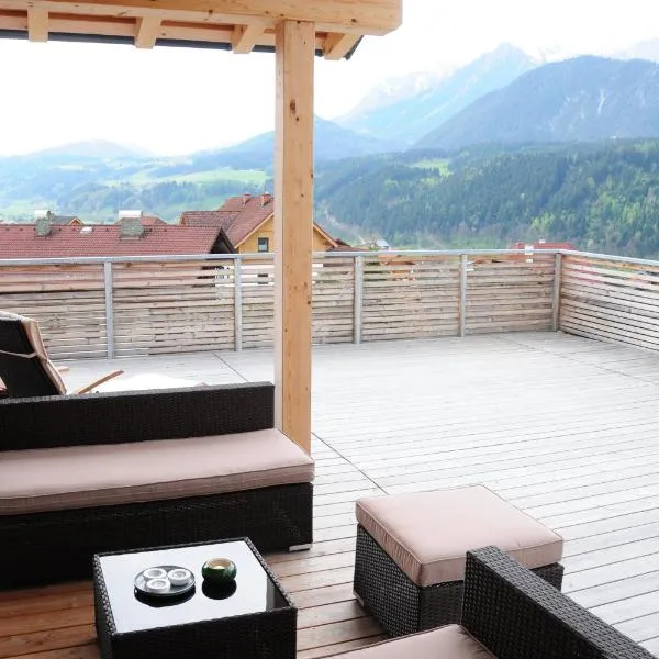 Penthouse Alpine Living direkt an der Skipiste by Schladmingurlaub, hotell sihtkohas Haus im Ennstal