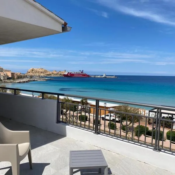 Hôtel L'Isula Marina, hotel di LʼÎle-Rousse