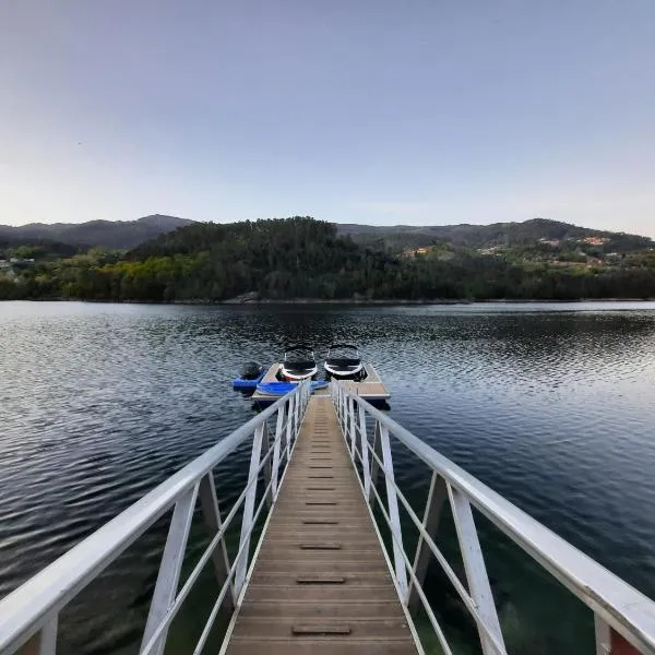 Casa do Penedo - Quinta de Fundevilla, Hotel in Geres
