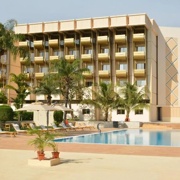 Hala Hotel & Aqua Park, hotel v Bissau