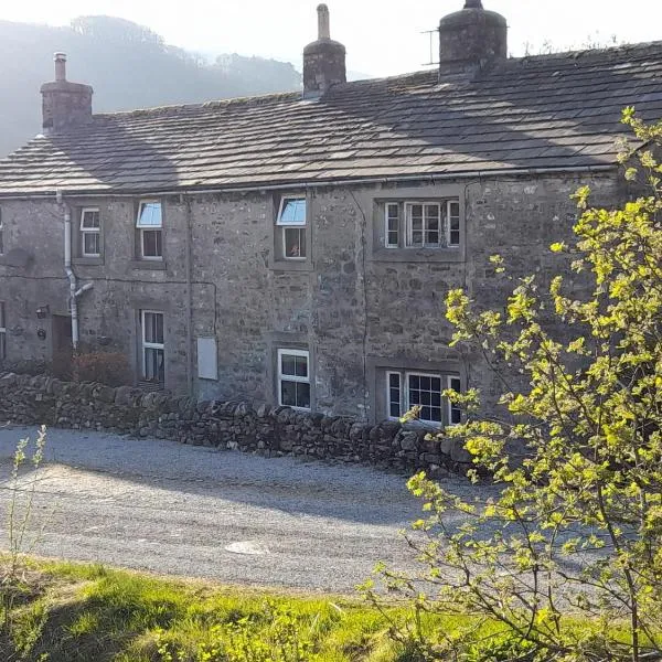 Sweetbriar Cottage Bed & Breakfast and Camping, hotel di Buckden