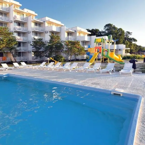 Hotel Mura, hotel in Albena