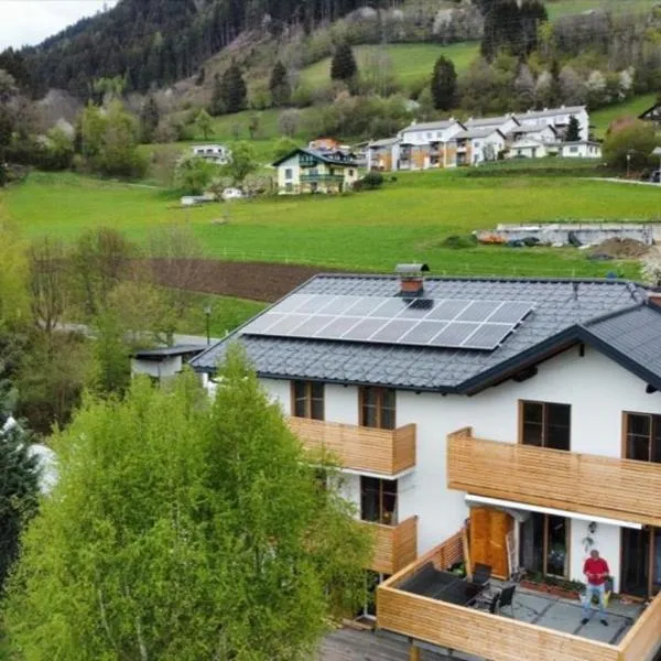 Fewo Fabiella mit Balkon, hotel v destinaci Millstatt