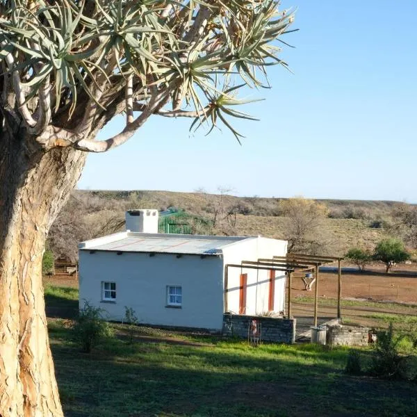 Skooltjie Cottage in the Tankwa Karoo, hotel v destinaci Sutherland