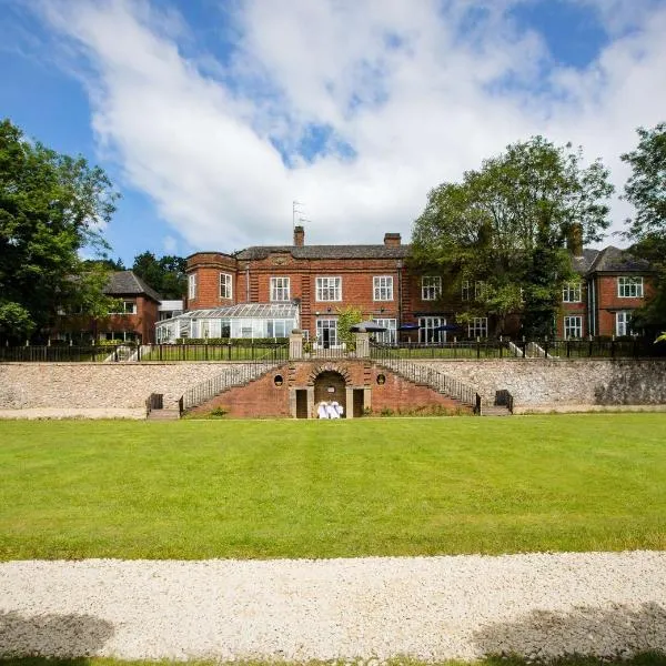 Southcrest Manor Hotel, Best Western Signature Collection、レディッチのホテル