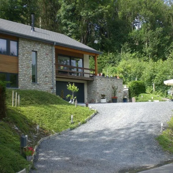 B&B L'ourthe, hotel v destinaci Houffalize