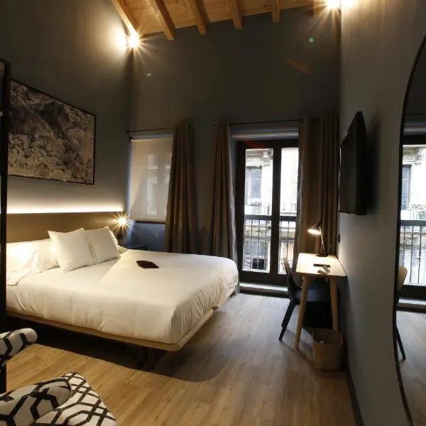 M&UGA Hotela, hotel Elorrióban