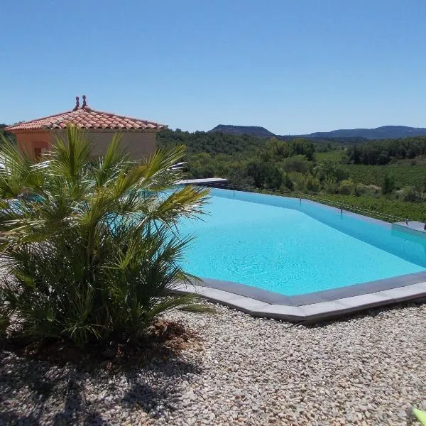 Villa Le Tournesol ADULT à partir de 16 ans, hotel v destinácii Saint-Jean-de-la-Blaquière