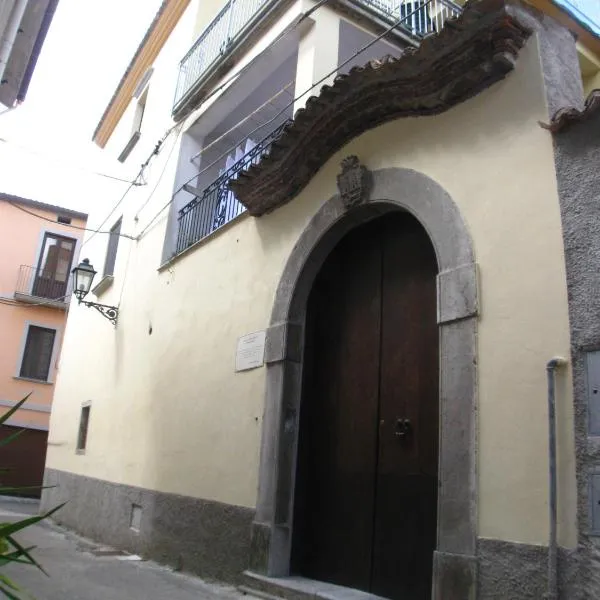 B&B Il Vecchio Portale – hotel w mieście Laino Borgo