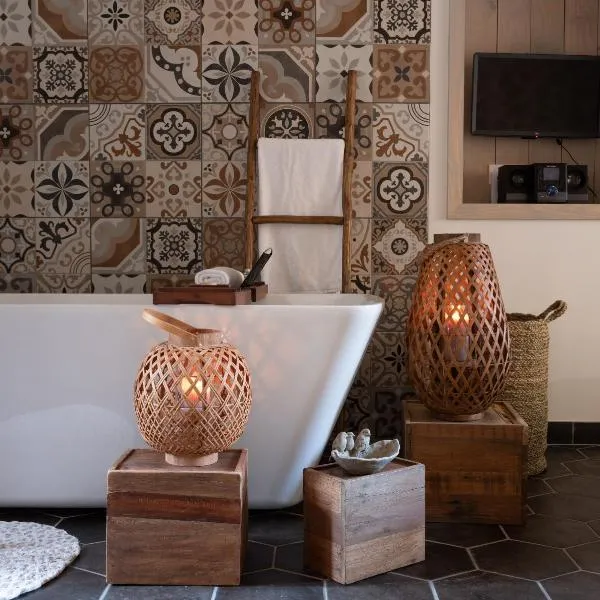 Suite parentale Au bonheur des ours, hotel v destinaci Sahorre