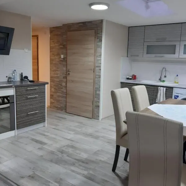 Sarló utcai ház, hotel v destinaci Veszprém
