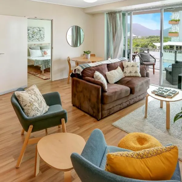 The Harbour View Condo, hotel in Cairns