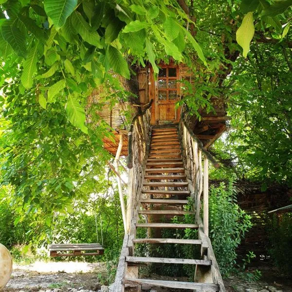 Areni House B&B โรงแรมในAreni