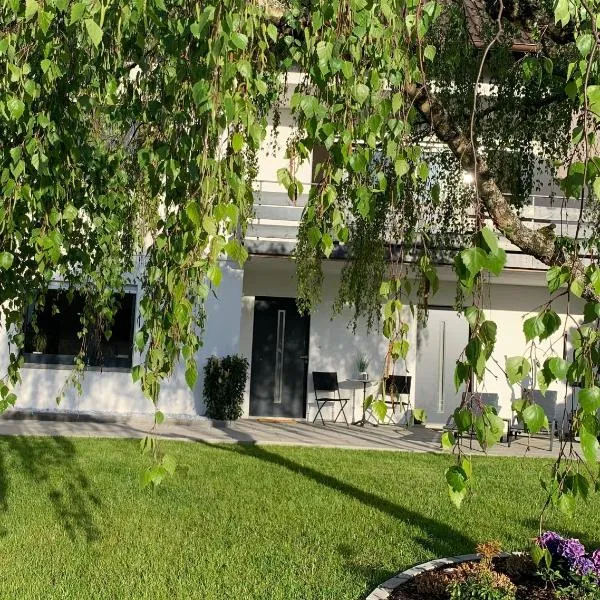 Apartment nähe Ettlingen - 15 min zur Messe Karlsruhe, hotel v destinaci Malsch