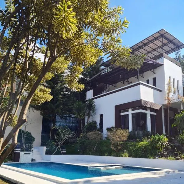 Villa Alessa Puncak, hotel v destinaci Puncak