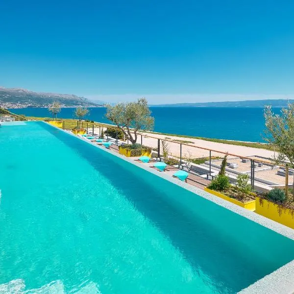 Amphora's Garden, hotel v Splite