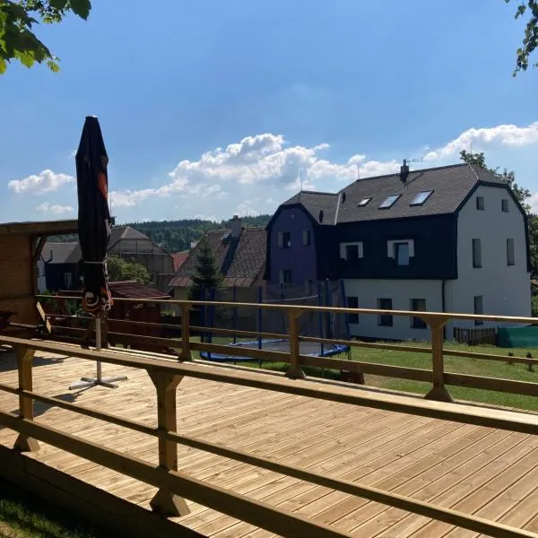 Apartments Villa Viola, viešbutis mieste Kovářská