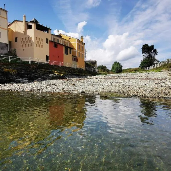 Belvedere with sea views, hotel a Rinlo