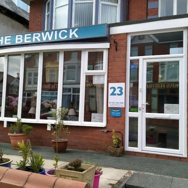 The Berwick - Over 40's Only, hótel í Blackpool