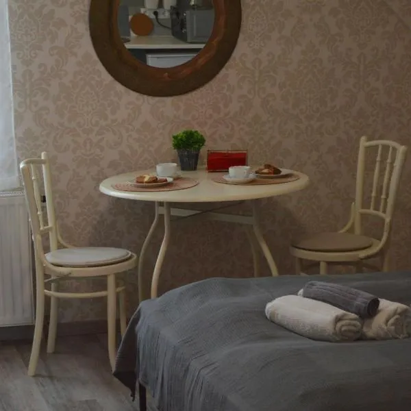 Rebeka Panzió, hotel in Tihany