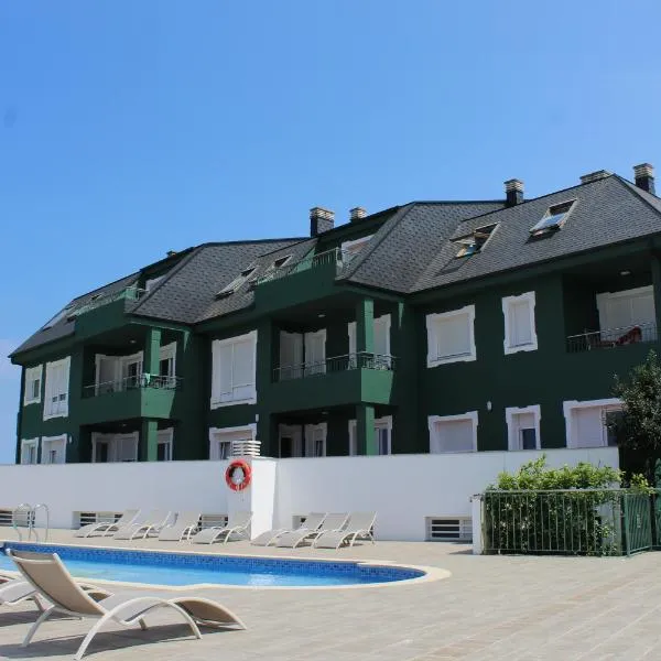Apartamentos Los Gemelos, hotel in Foz