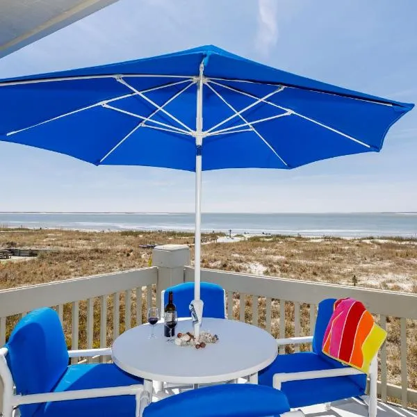 1314 Pelican Watch - Seabrook Island - Beachfront 5 Star Condo - Fido Friendly, hotel in Edisto Island
