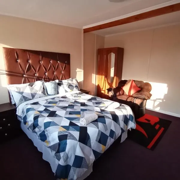 MOFFAT GUEST HOUSE, hotel v destinaci Randfontein