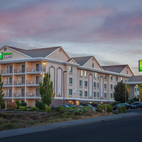 Holiday Inn Express Hotel & Suites Richland, hotel v destinaci Richland
