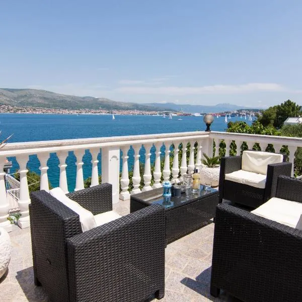 Apartmani Mlačić: Okrug Donji şehrinde bir otel