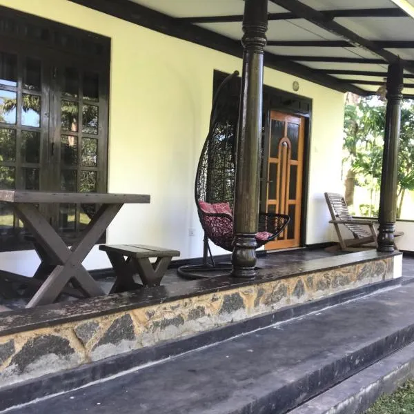 aji fruit farm, hotel v destinaci Embilipitiya