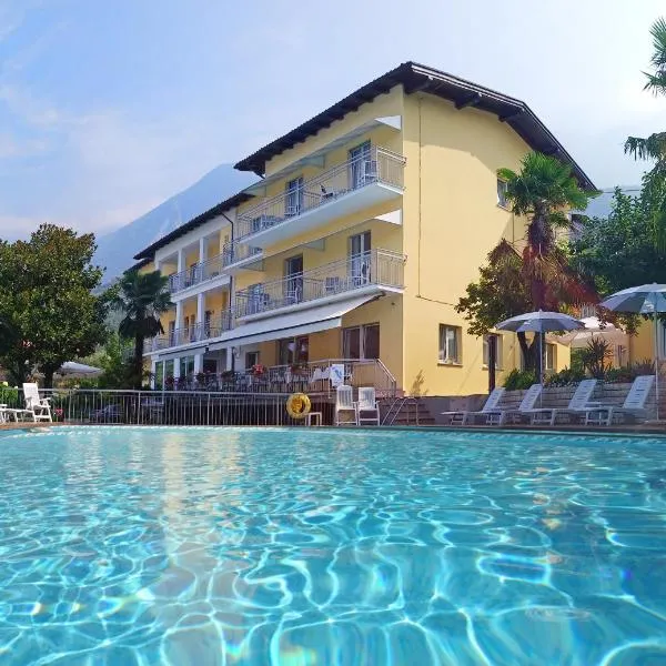 Hotel Casa Serena, khách sạn ở Malcesine
