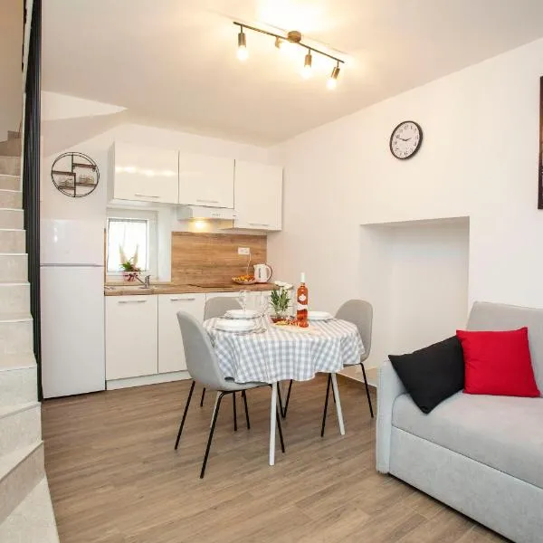 Studio apartman Amalie, hotel v destinaci Pazin