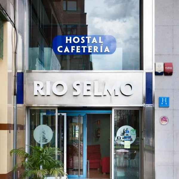 Hostal RIO SELMO, hótel í Almázcara