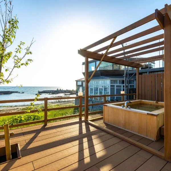 StellaStoria HAYAMA Seaside house with open-air bath, מלון בהייאמה