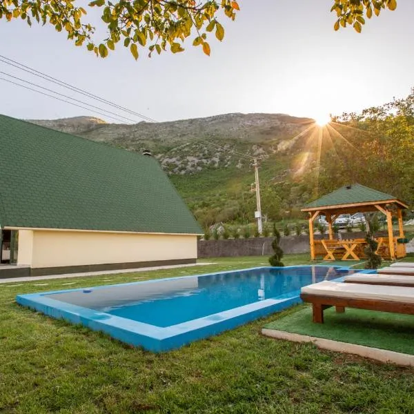 Viesnīca Cozy House Ostrog pilsētā Nikšiča