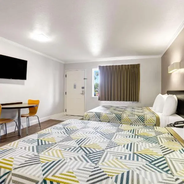 Motel 6-Lodi, CA, hotel in Lodi