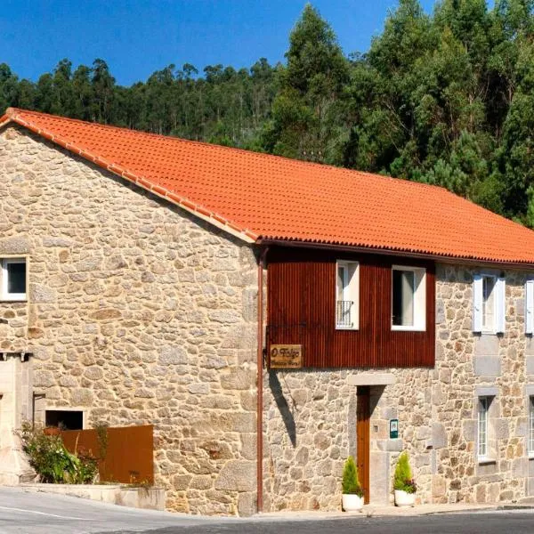 A Casa do Folgo Turismo Rural, hotel a Negreira