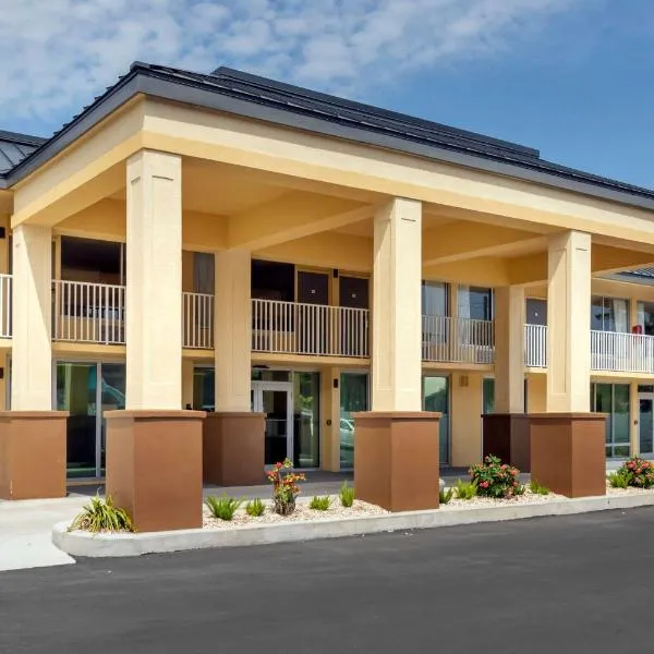 Quality Inn Saint Petersburg North-Tampa Bay, hotel di Pinellas Park